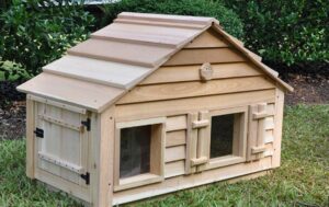 Advanced Wooden Cat House; DIY Outdoor Cat Houses